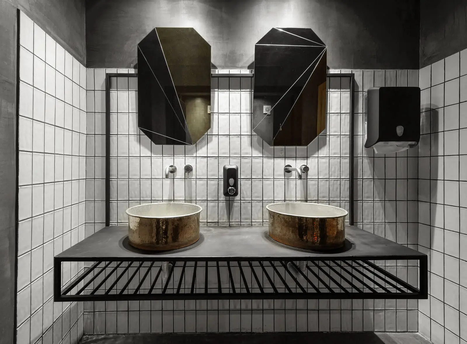 Каверна Black Drop у північної Греції - Gallery image 14