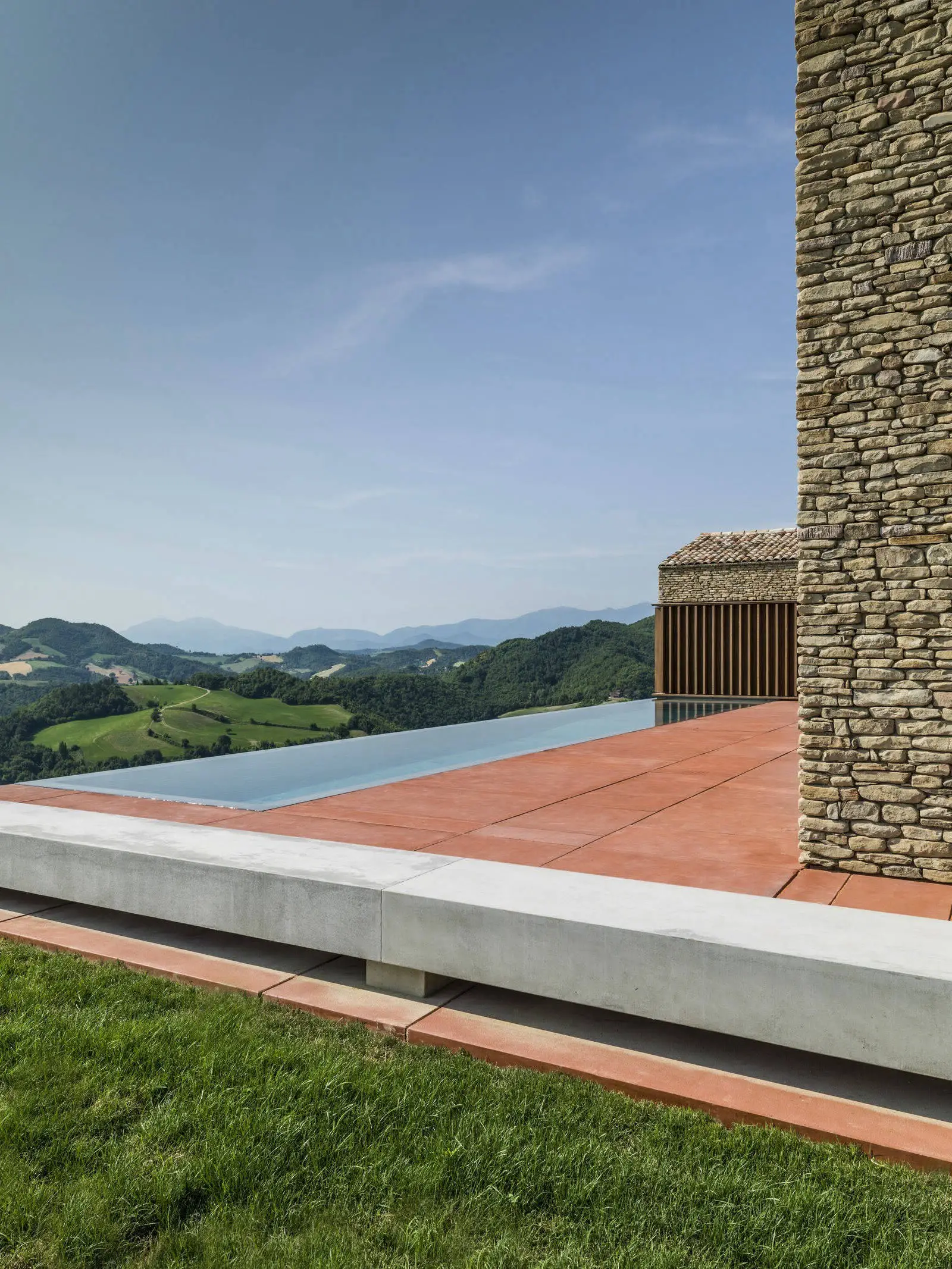 Три артефакта сучасного проекту в Італії - Gallery image 1