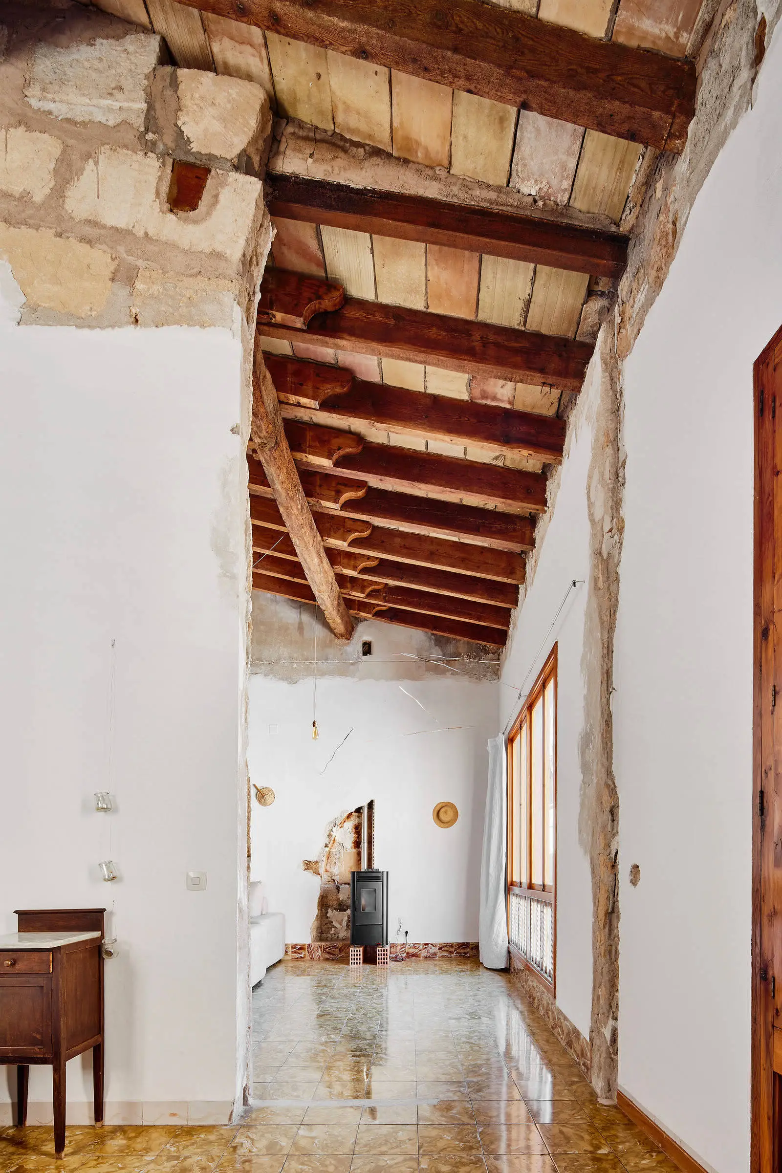 New Approach to Renovating Old Houses on Mallorca - Gallery image 6