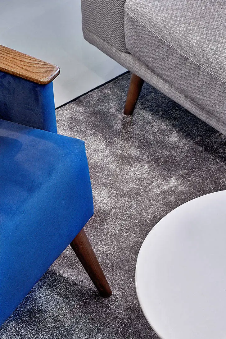 Стильна квартира зі скляними перегородками у Мінську (99 кв. м) - Gallery image 4