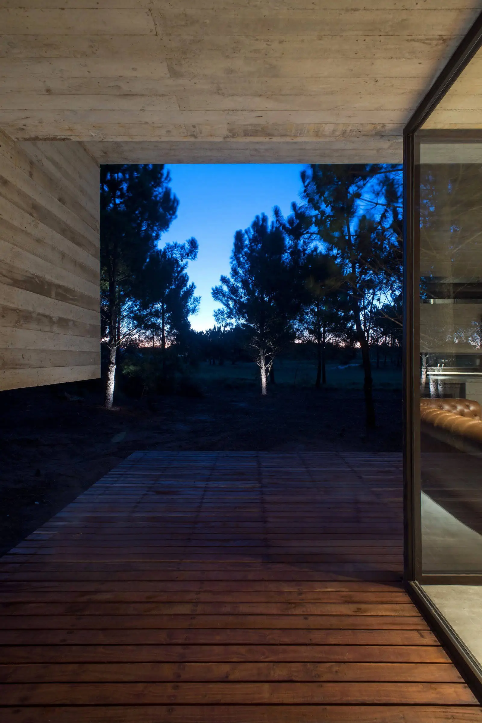 Сучасна резиденція в прикордонному районі Буенос-Айреса - Gallery image 9