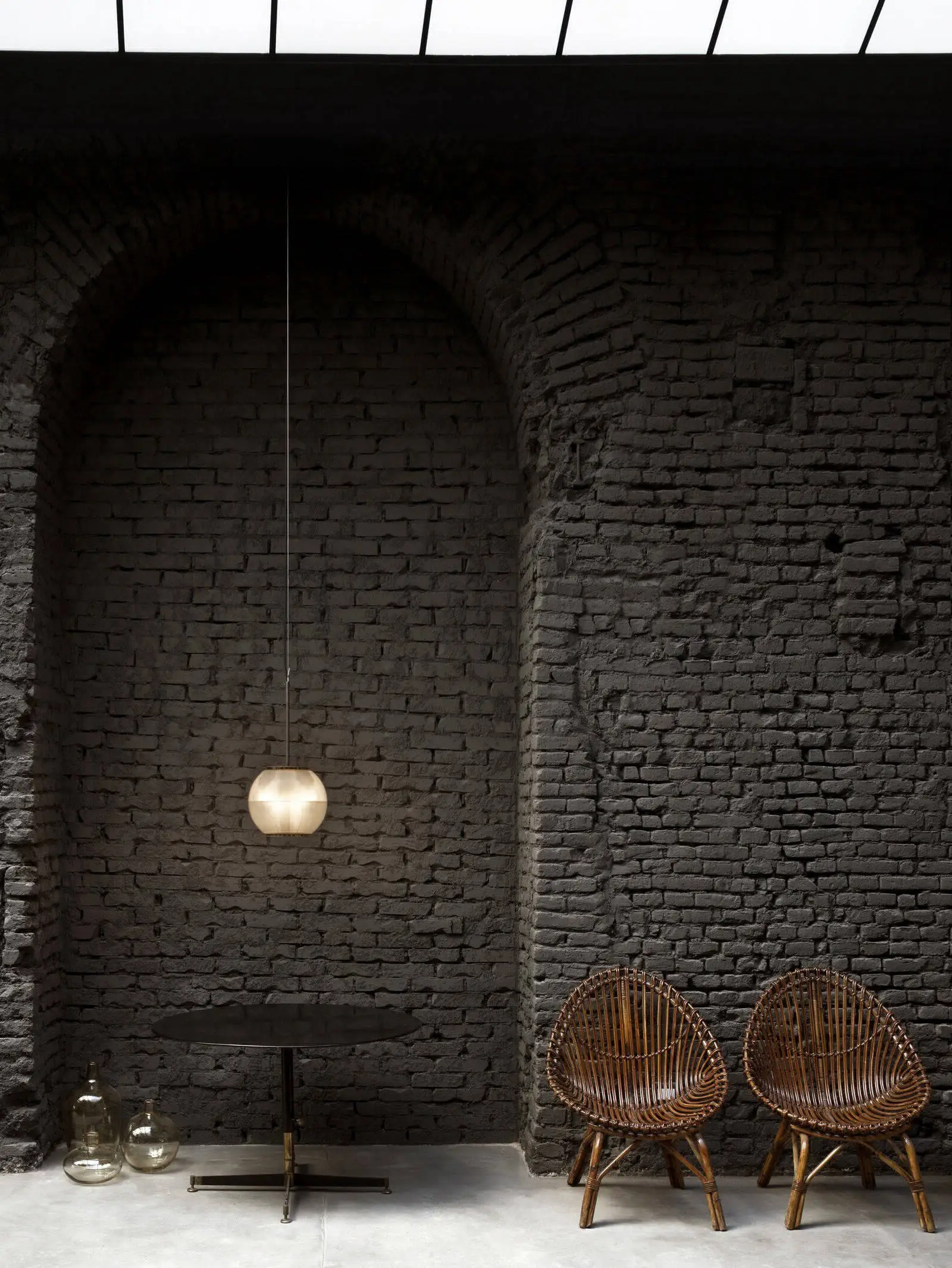 SIX: простір у Мілені, що об'єднує дизайн-галерею, бістро та бутик еко-дизайну - Gallery image 4