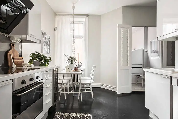 Jak ciemne karneole dodали wyrazistości do skandynawskiego wnętrza (50 m²) - Gallery image 8