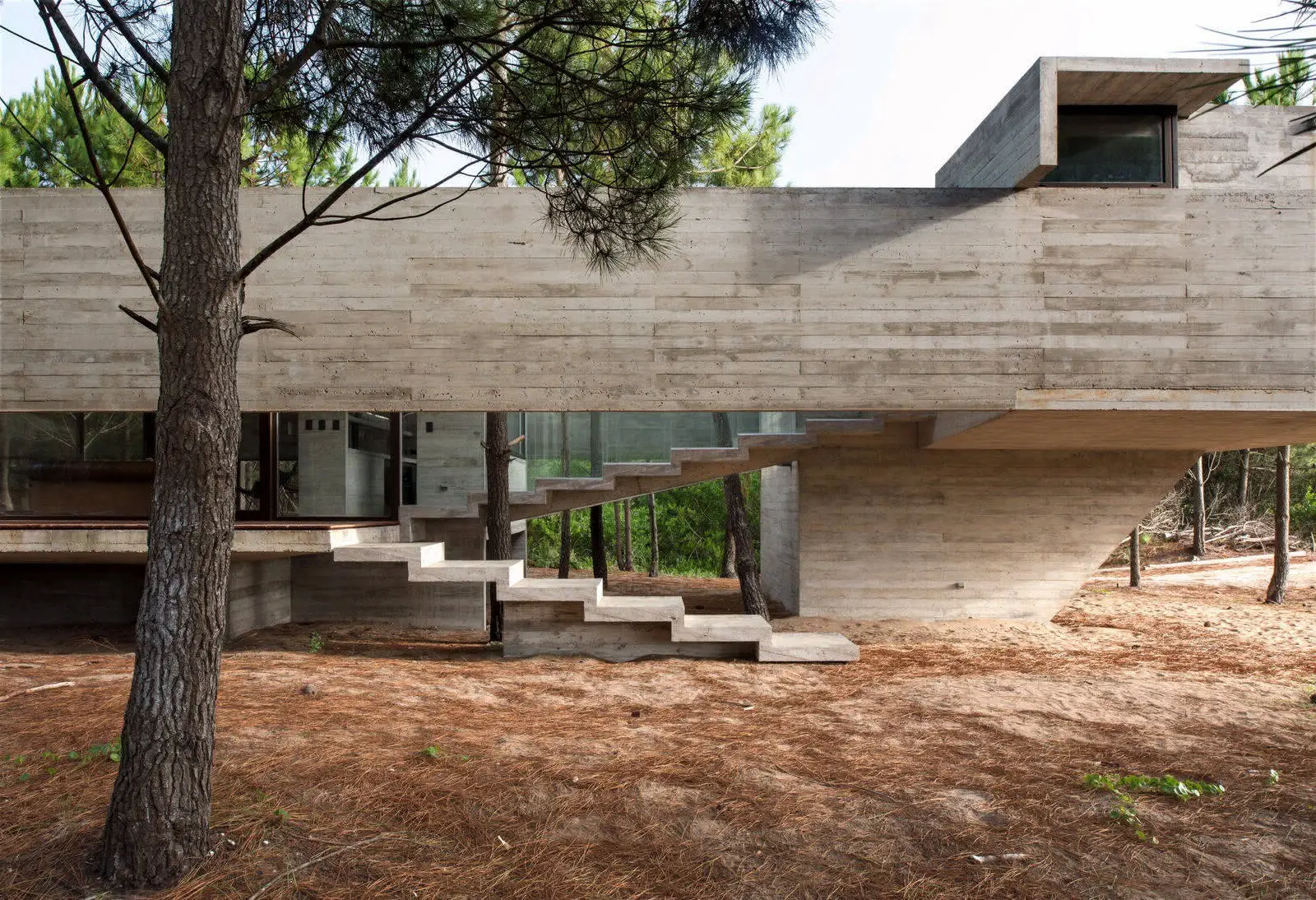 Сучасна резиденція в прикордонному районі Буенос-Айреса - Gallery image 30