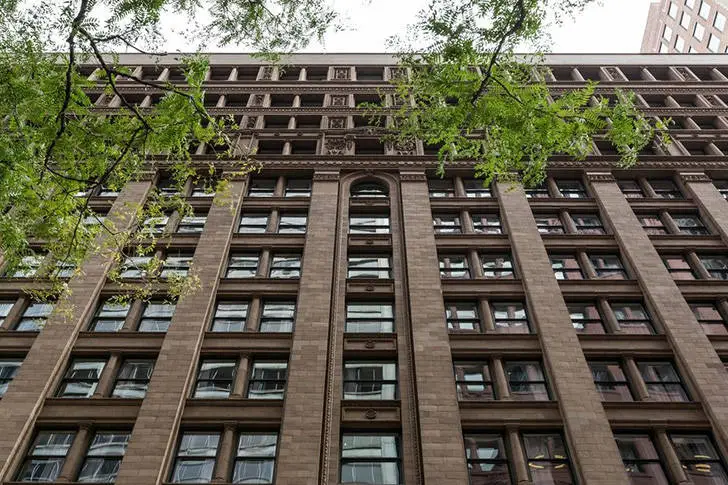 Hôtel moderne aux accents art déco à Chicago - Gallery image 0