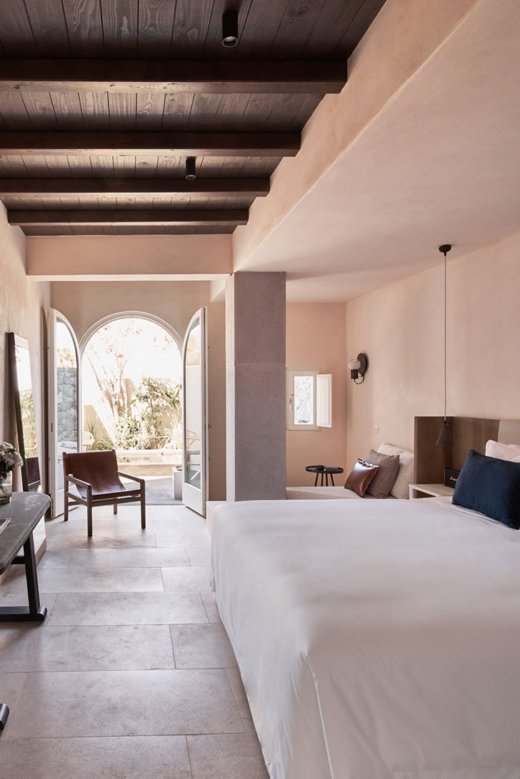 Istoria Hotel на Санторини: традиционный кикладский стиль на современный лад