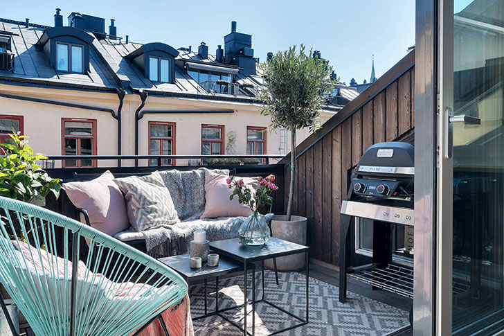 Черно-белая квартира с небольшой террасой в Стокгольме (70 кв. м)
