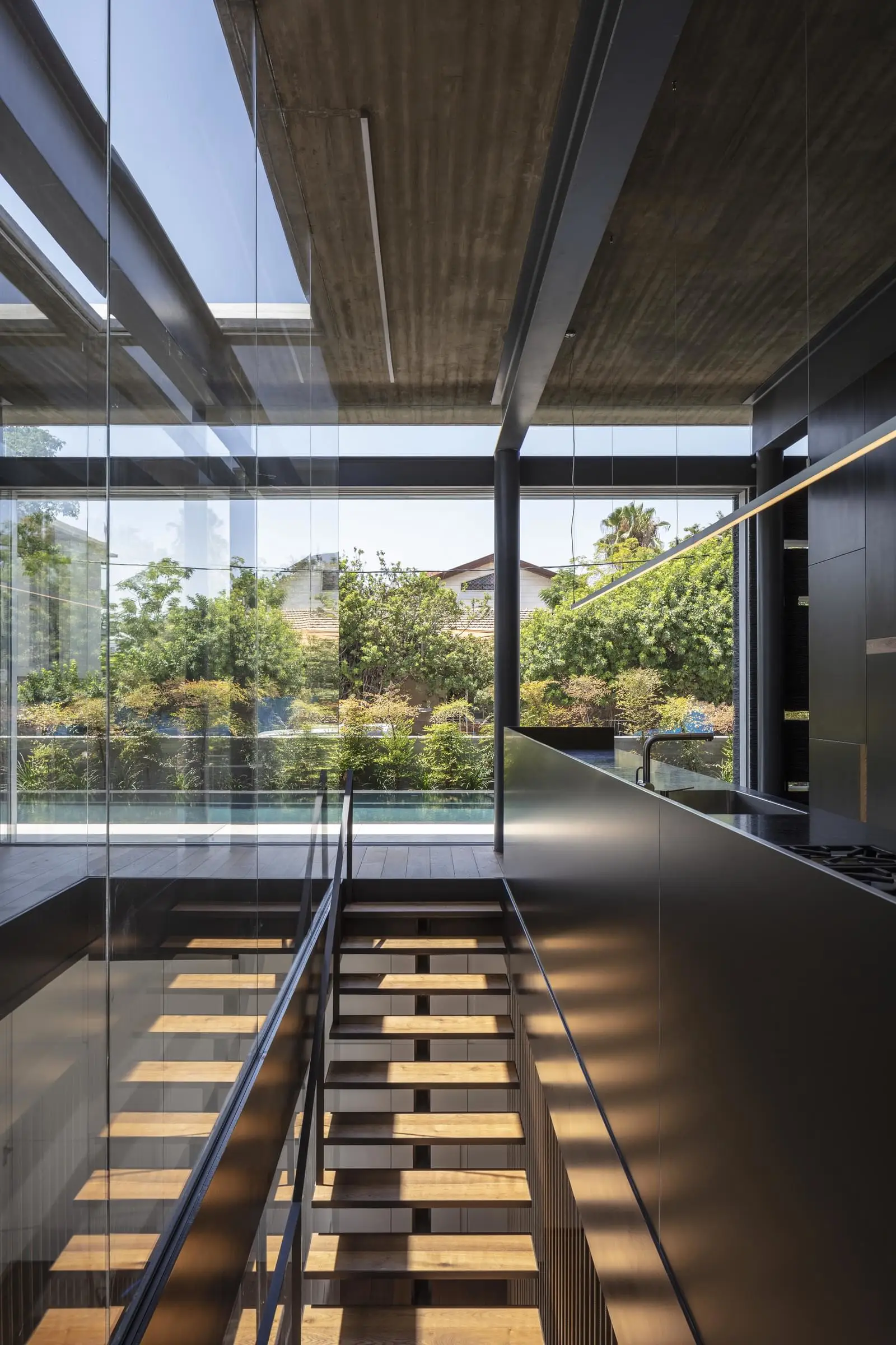 Дом в Тель-Авиве от Pitsou Kedem Architects