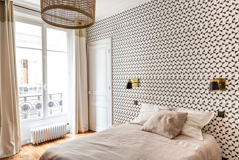 Очаровательная парижская квартира с интересными обоями