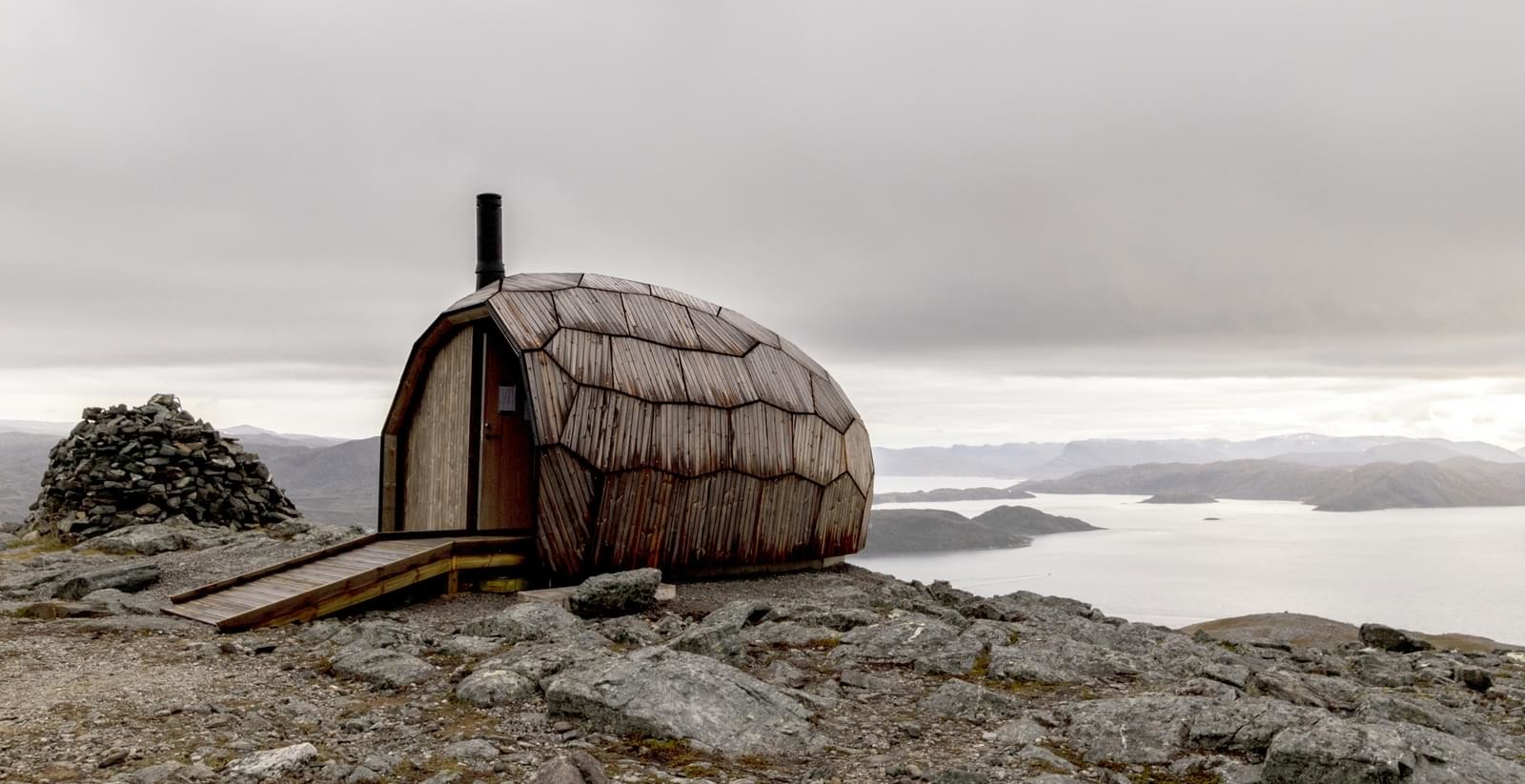 Хижина в горах Норвегии для отдыха туристов
