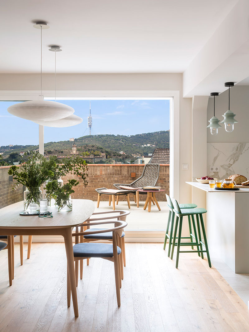 Идеально для отпуска: семейные апартаменты с теплыми интерьерами в Барселоне