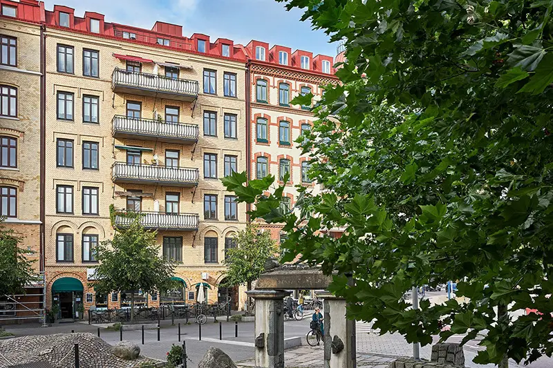 Приятная шведская квартира с теплым декором (56 кв м)