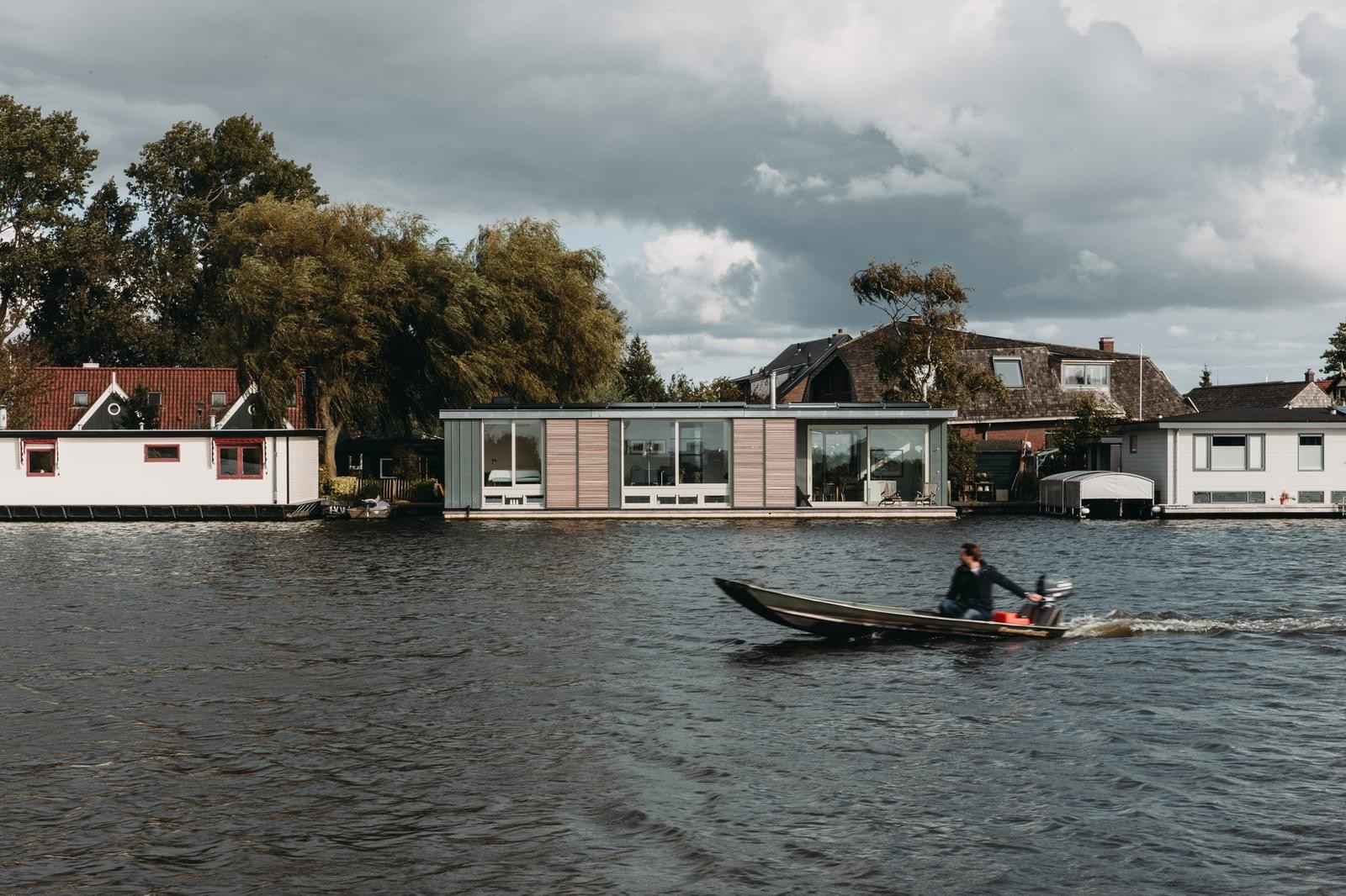 Дом на воде в Нидерландах