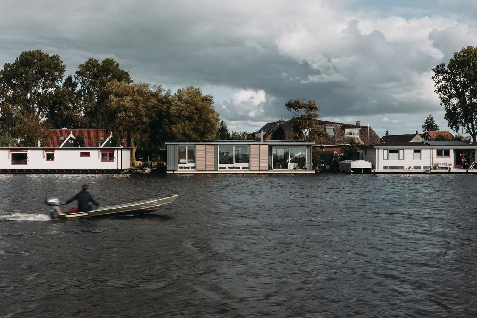 Дом на воде в Нидерландах