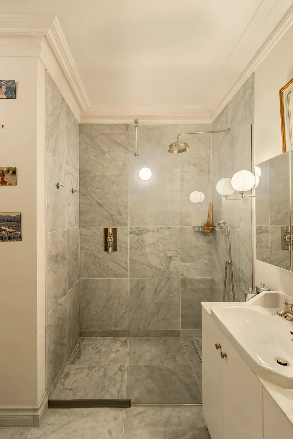 Interior inglés acogedor con pinturas en el centro de Londres - Gallery image 11