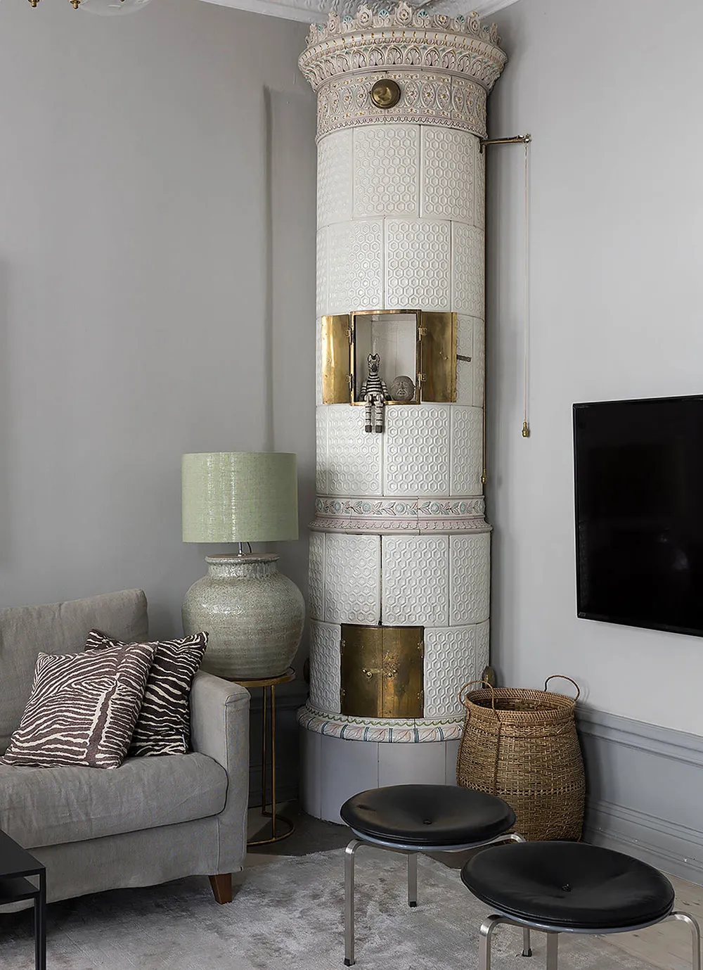 Style combiné de gris et beige dans l'interior d'une appartement à Stockholm (72 m²) - Gallery image 7