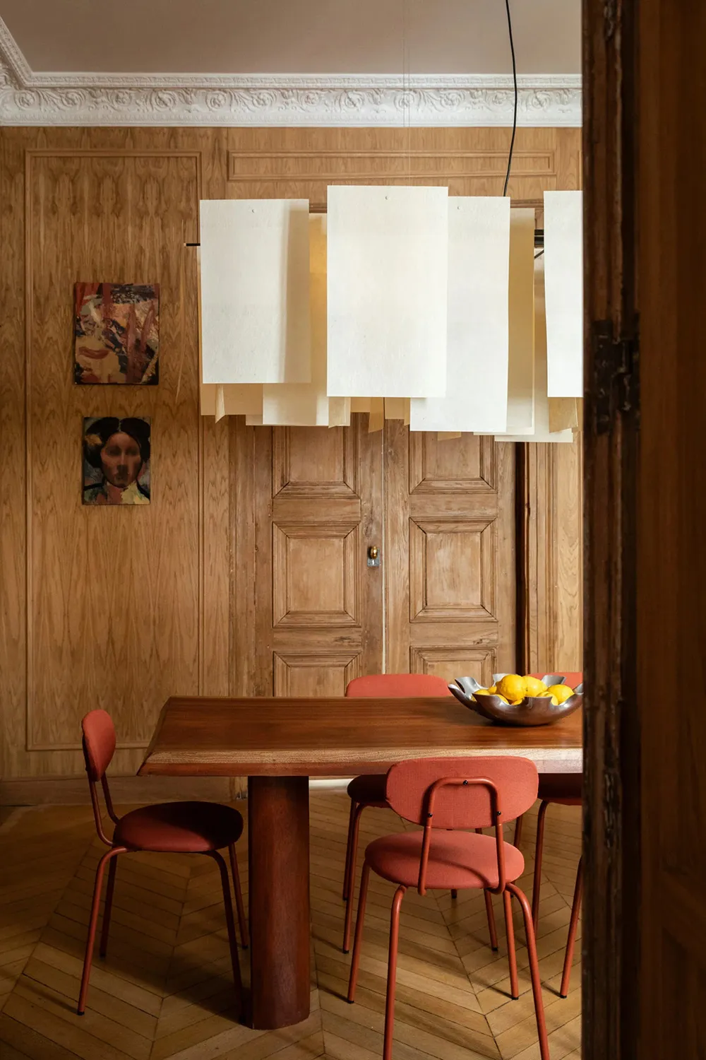 Art, Classic and Modern Design: A Splendid Apartment in Paris - Gallery image 9