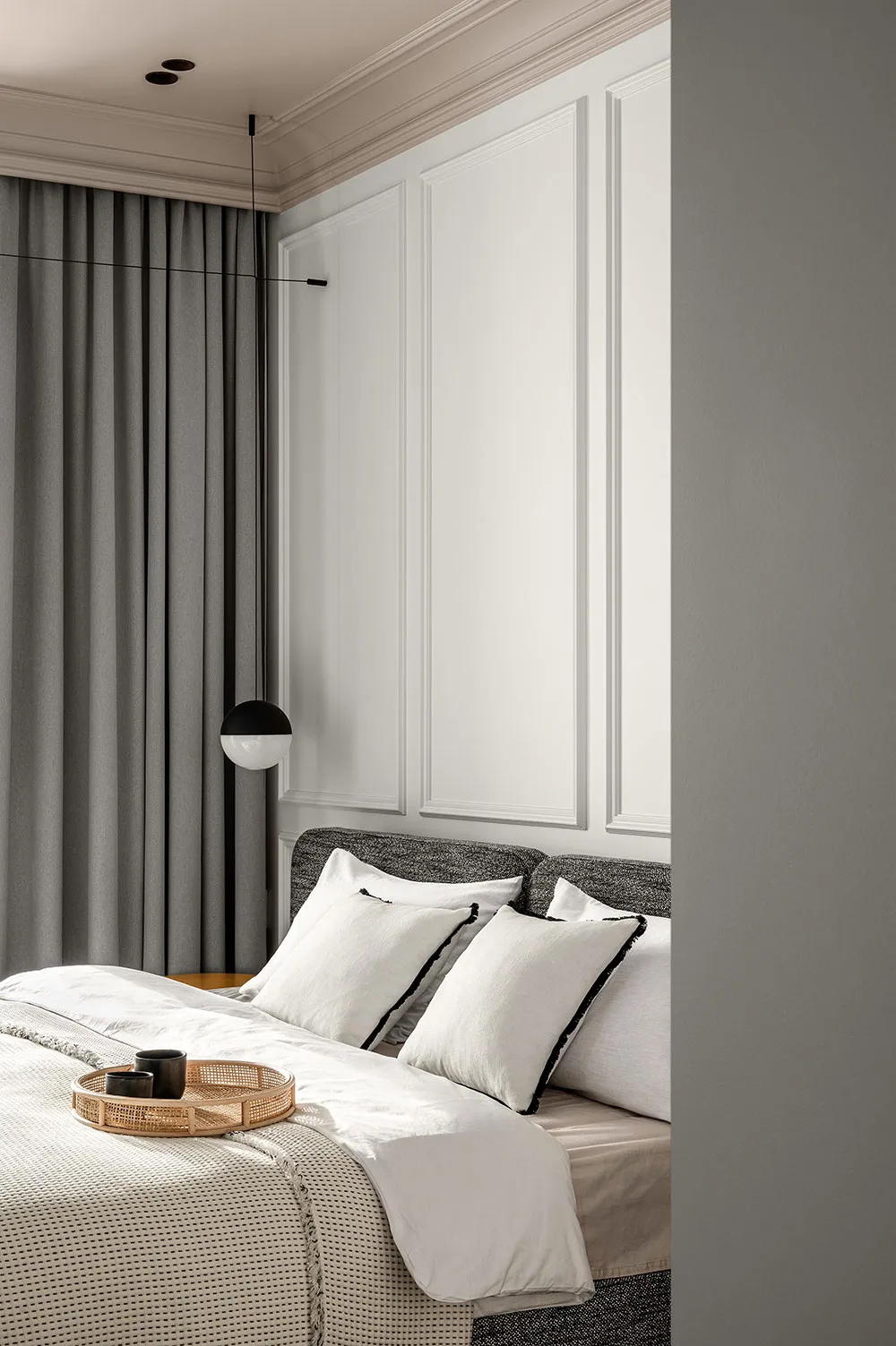 Minimalismus mit bunter Möbel: Wohnung in Kiew - Gallery image 28