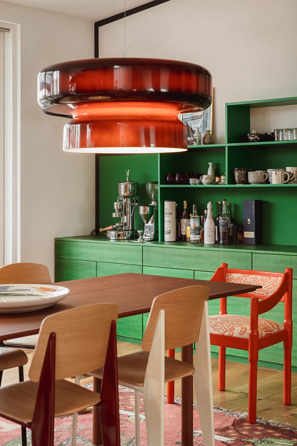 色彩という感情の言語:ベルリンにあるエクレティックなロフト - Gallery image 9