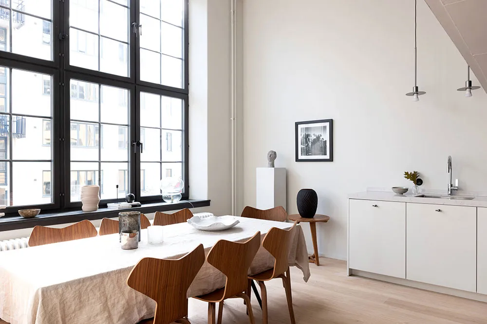 Компактний лофт із верхньою залізницею у будівлі колишньої фабрики в Стокгольмі (61 кв. м) - Gallery image 11