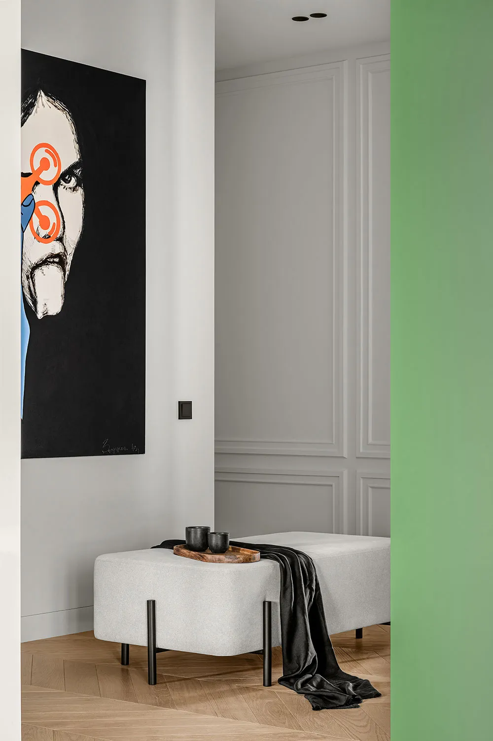 Minimalismus mit bunter Möbel: Wohnung in Kiew - Gallery image 5