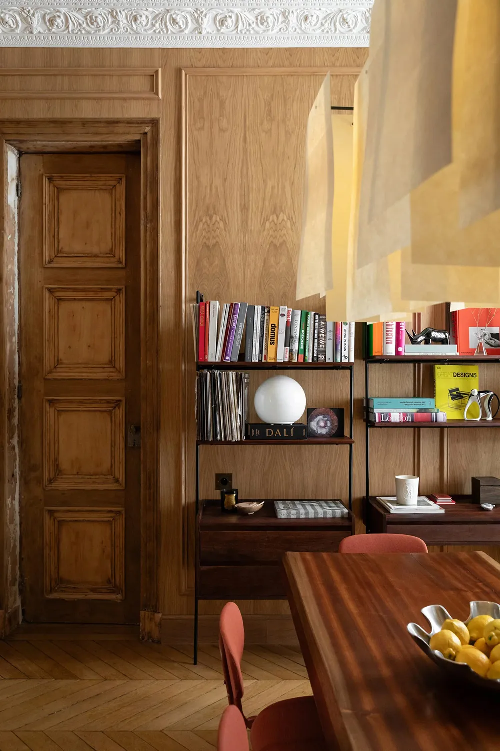 Art, Classic and Modern Design: A Splendid Apartment in Paris - Gallery image 10