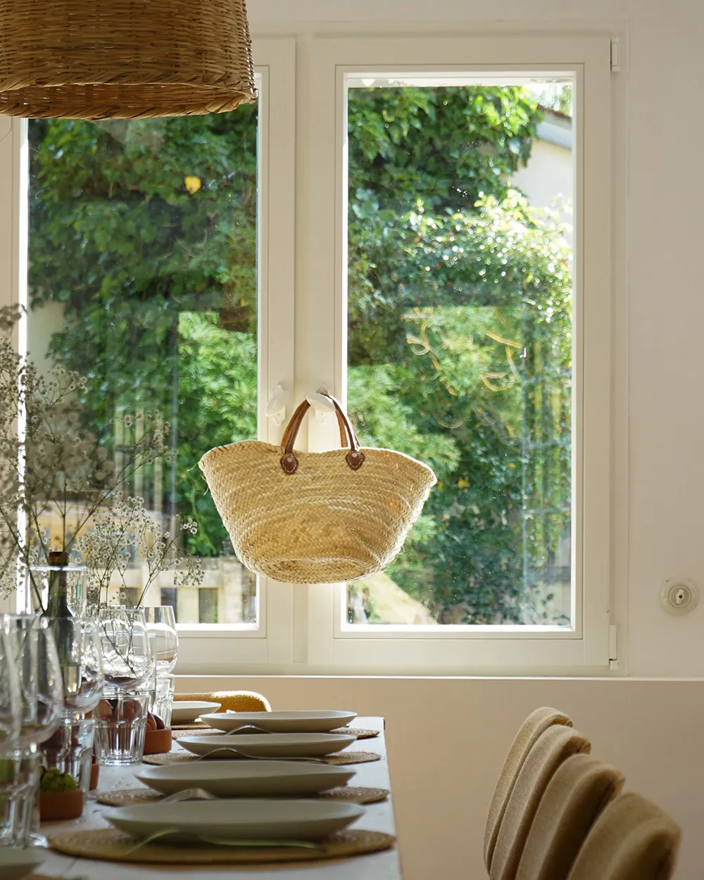 Charmant cottage historique en France avec des intérieurs modernes et lumineux - Gallery image 3