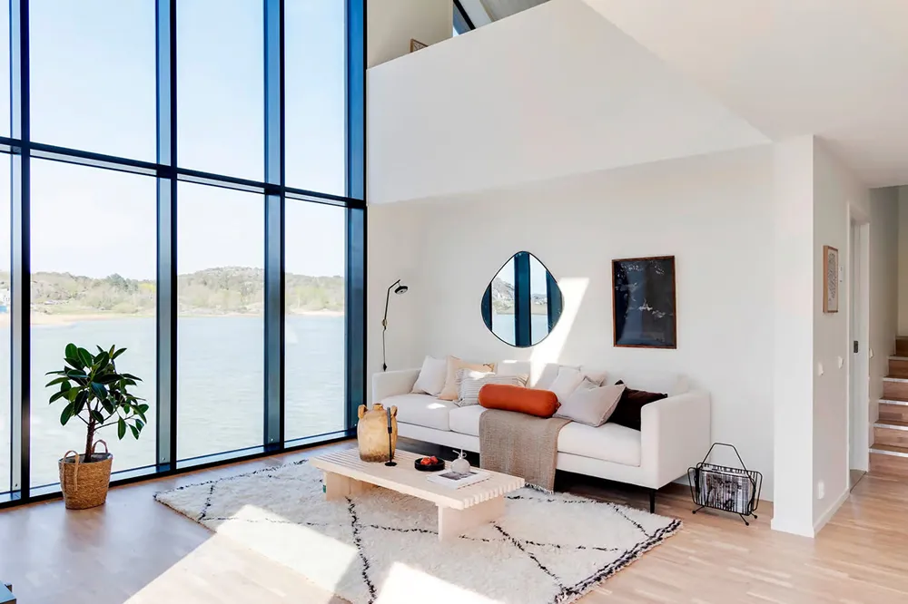Modern Scandinavian Cottage by the Water - 5