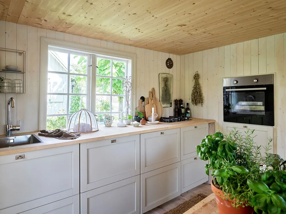 Small but very cozy Swedish cottage with updated interiors (26 sq m) - Gallery image 13