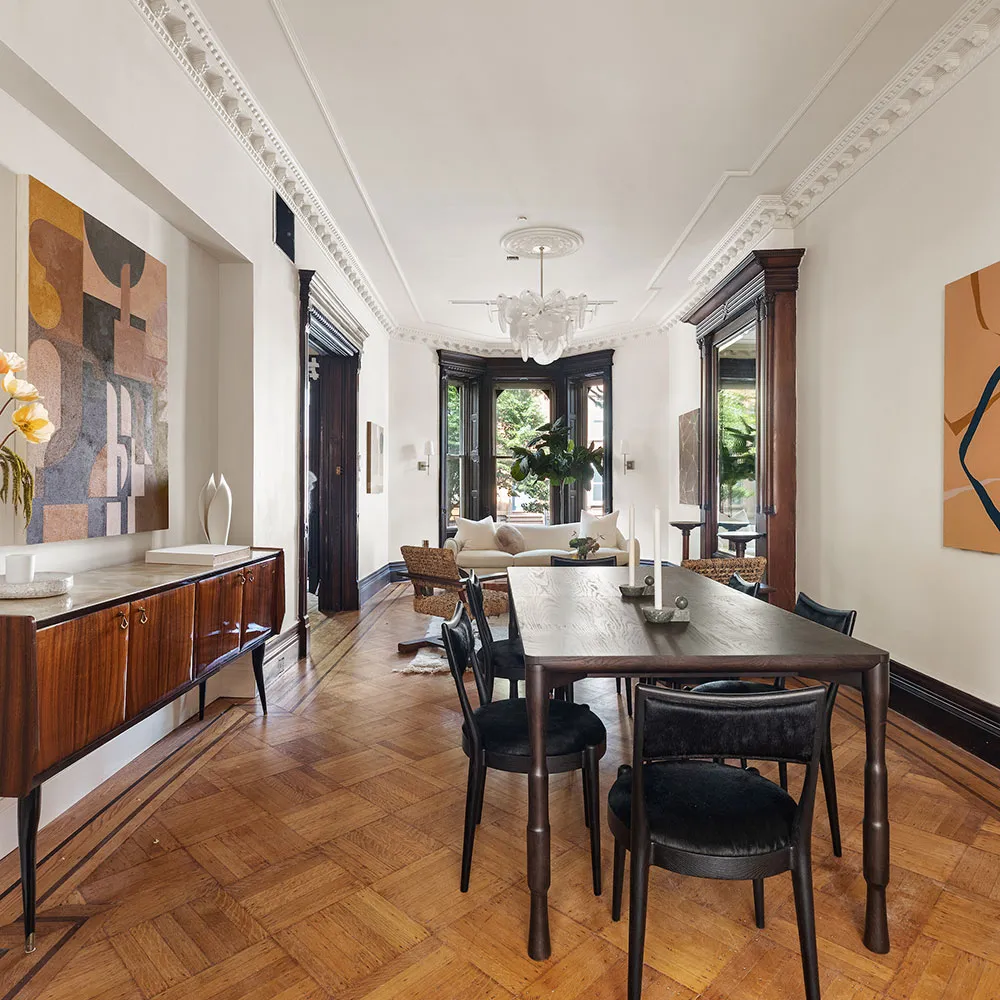 Historisches Townhouse in New York mit luxuriösen Erkerfenstern - Gallery image 4