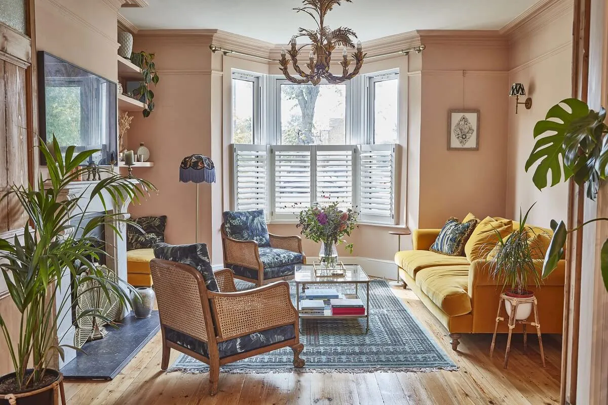 Living Plants, Rural Motifs and Beautiful Garden: Fresh Interior in London - Gallery image 11