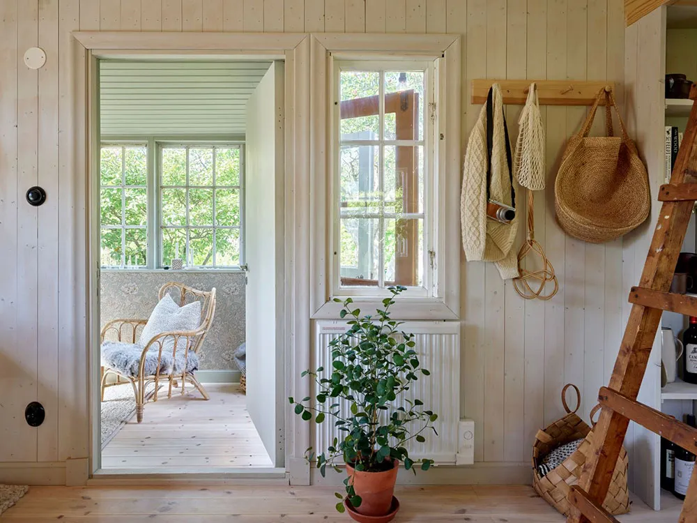 Small but very cozy Swedish cottage with updated interiors (26 sq m) - Gallery image 14