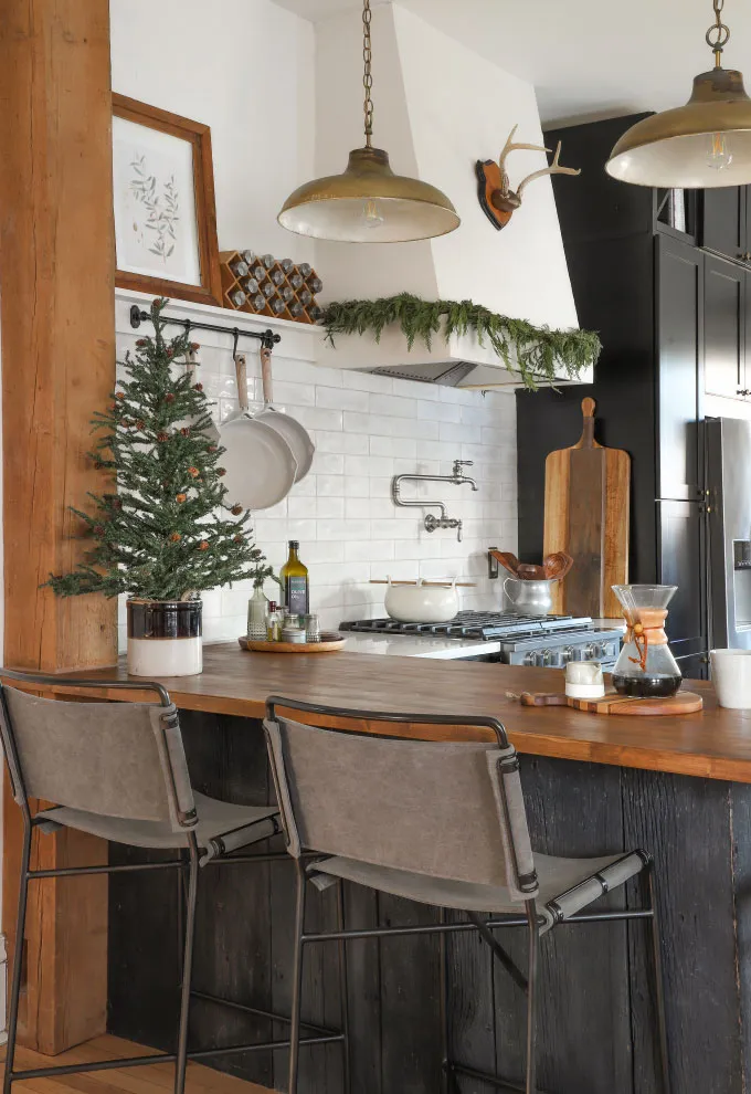 Уютне Різдво по-американськи: 140-річний котедж у Вісконсині - Gallery image 4