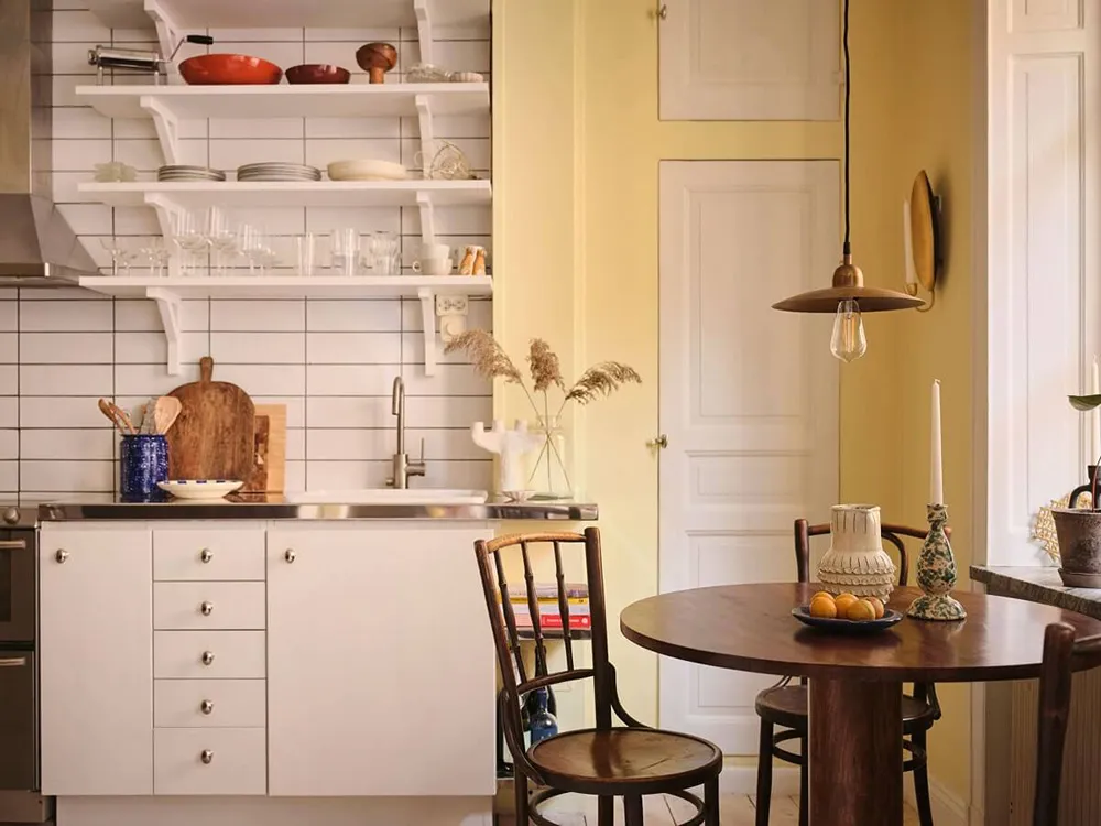 Красивые оттенки коричневого, желтого и зеленого в дизайне шведской квартиры (32 кв. м) - Gallery image 4