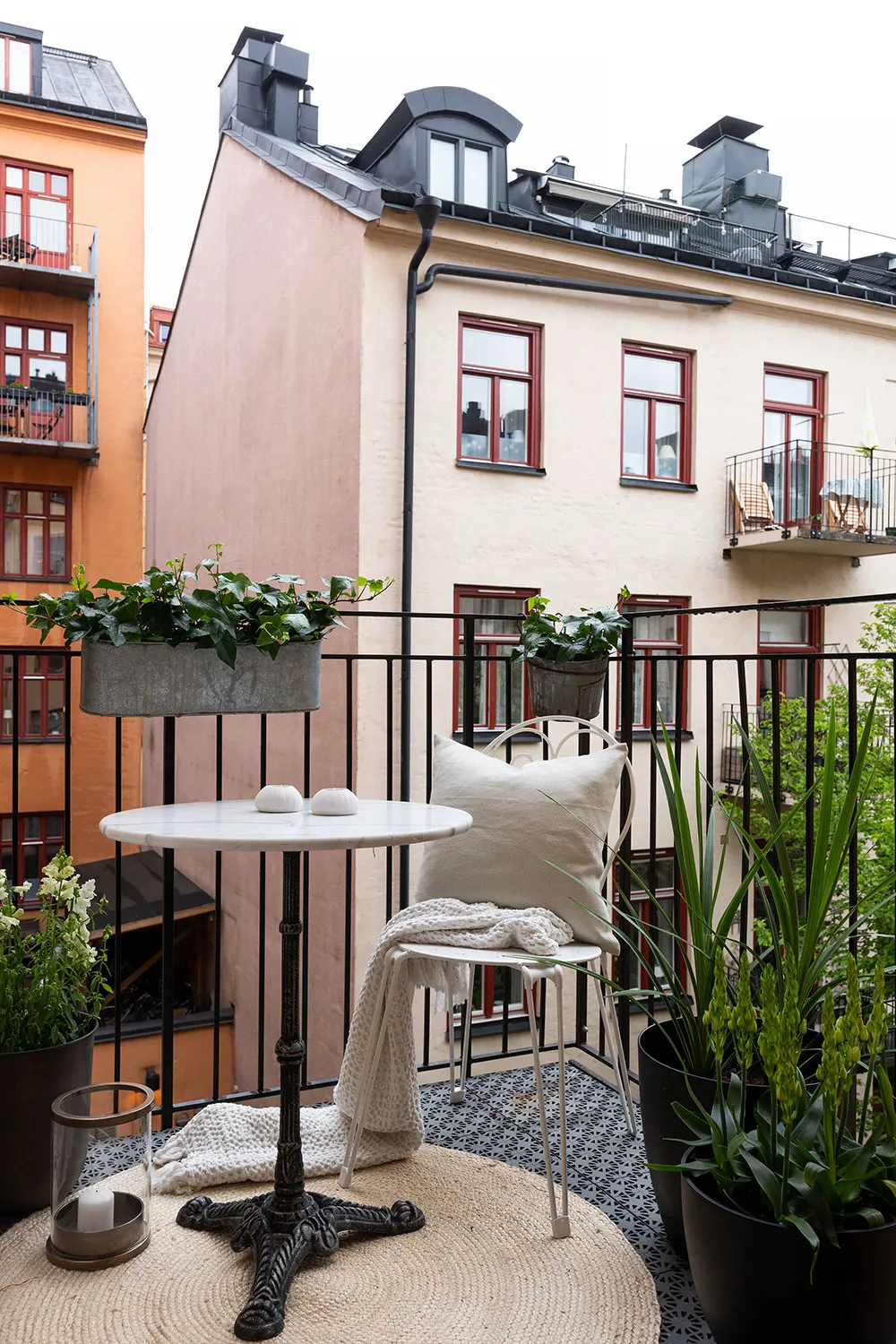 Biały i elegancki интерьер w Stokholmie - Gallery image 23