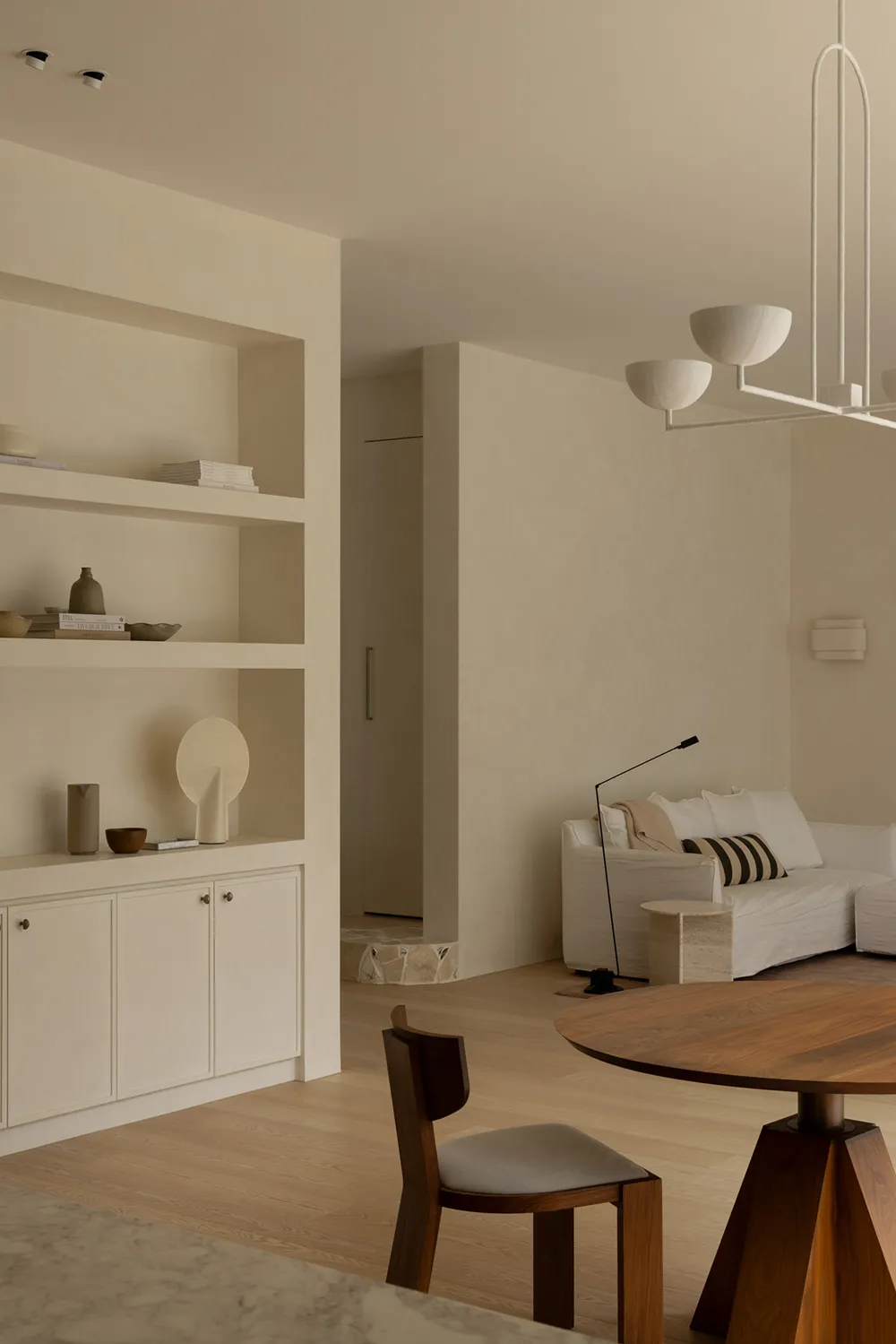 Monochrome Modern Interior of an Edwardian House in Melbourne - Gallery image 3