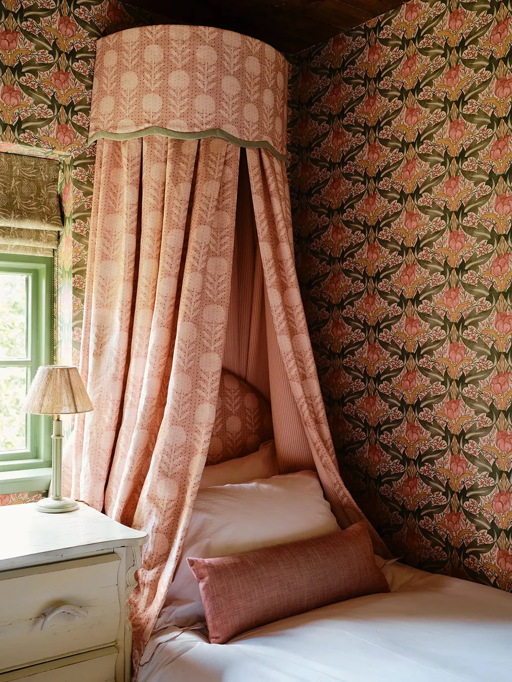 Затишок у вітальній хаті в Англії - Gallery image 9