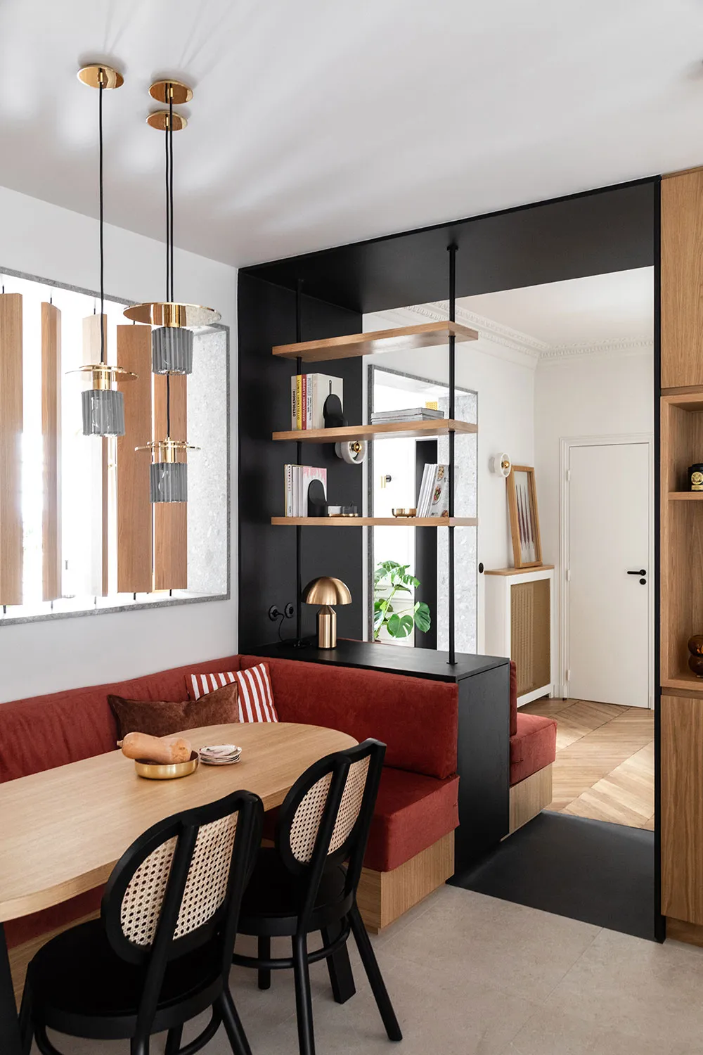 Charmante appartement parisien avec un décor moderne élégant - Gallery image 10