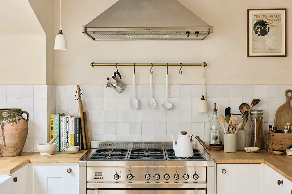 Apartment in London with Private Garden (77 sqm) - Gallery image 11