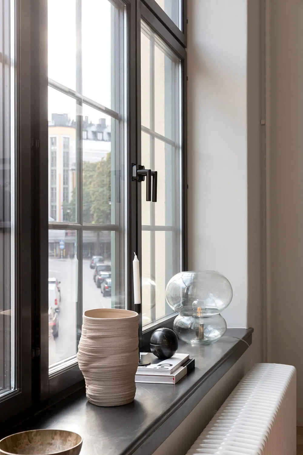 Компактний лофт із верхньою залізницею у будівлі колишньої фабрики в Стокгольмі (61 кв. м) - Gallery image 6