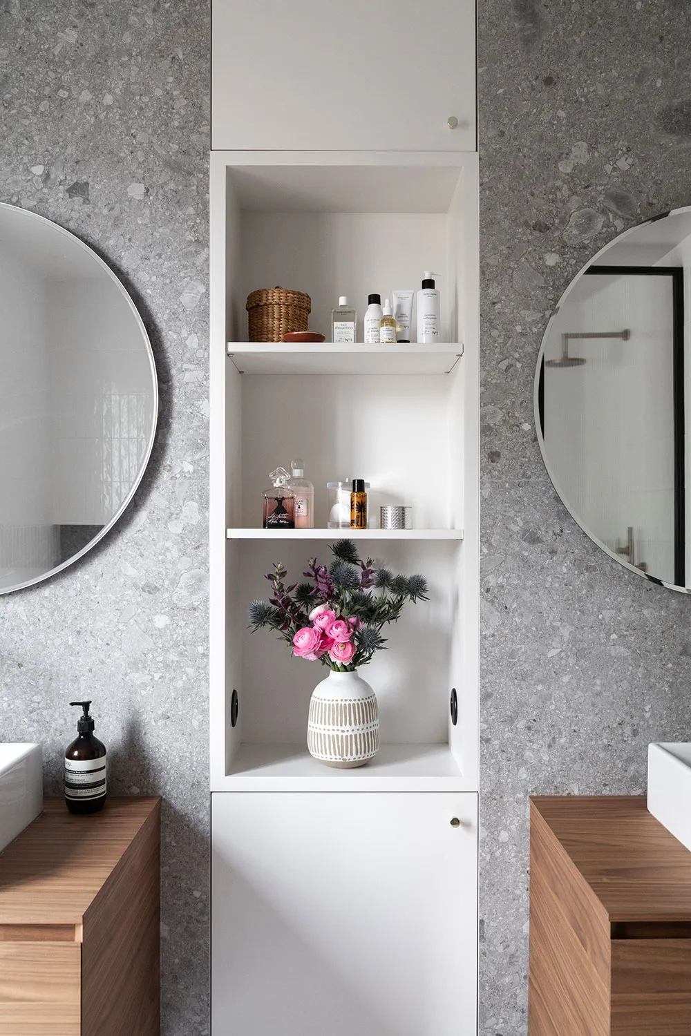 Charmante appartement parisien avec un décor moderne élégant - Gallery image 17