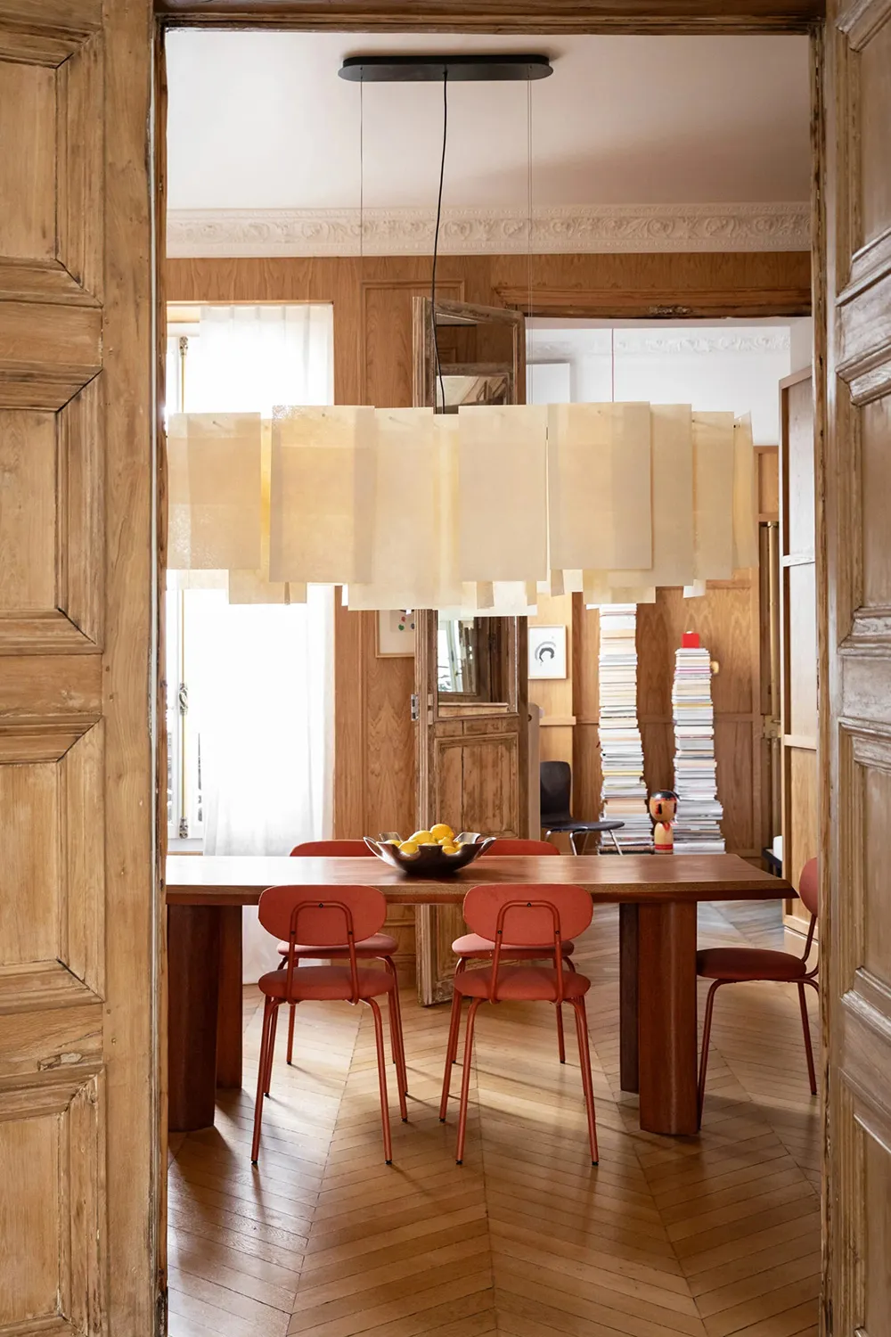 Art, Classic and Modern Design: A Splendid Apartment in Paris - Gallery image 12