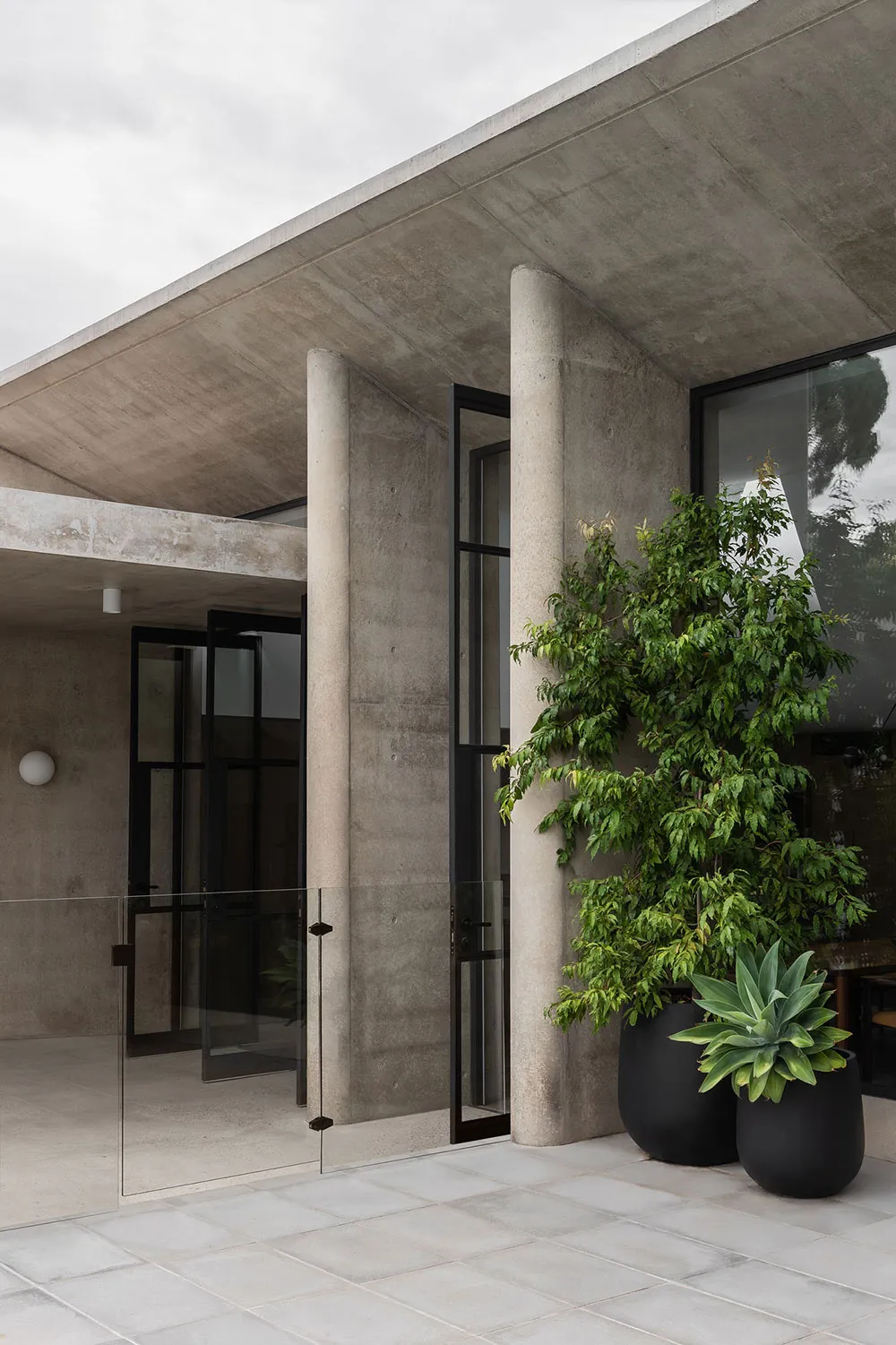 Beau rocher et angles arrondis : design moderne à Adelaide - Gallery image 21