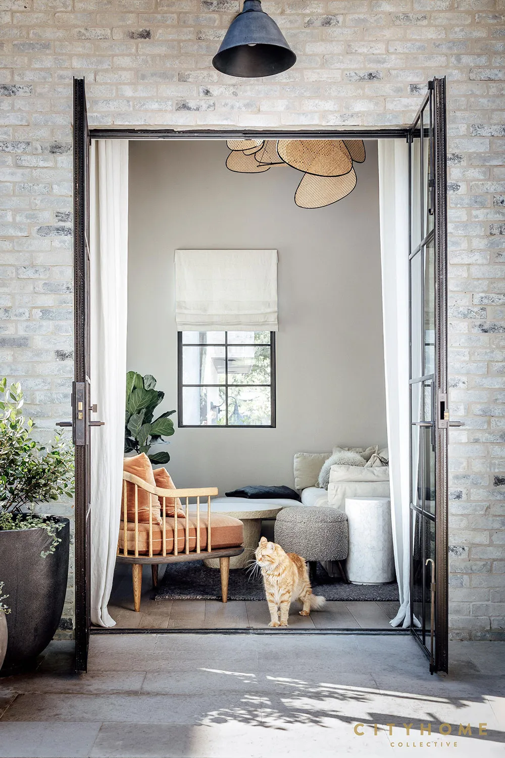 Elegancia ligera californiana en el diseño de casa en Texas - Gallery image 21