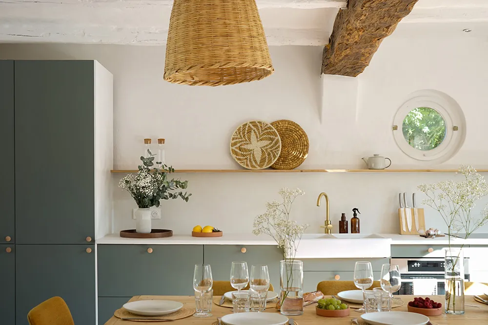 Charmant cottage historique en France avec des intérieurs modernes et lumineux - Gallery image 4