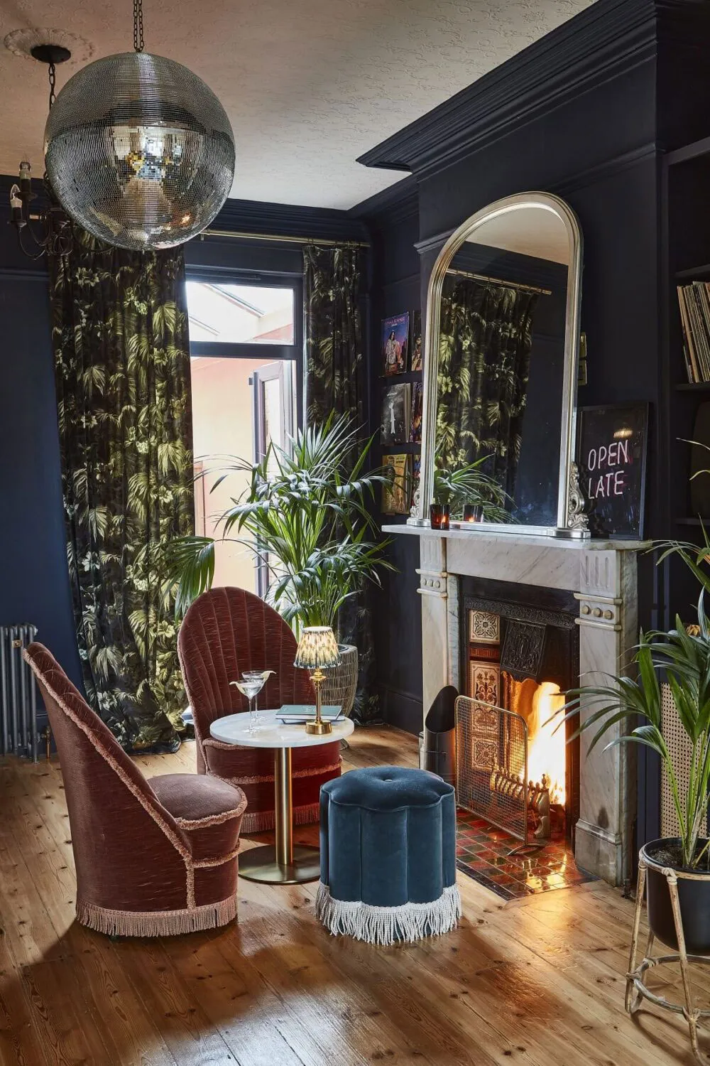 Living Plants, Rural Motifs and Beautiful Garden: Fresh Interior in London - Gallery image 13