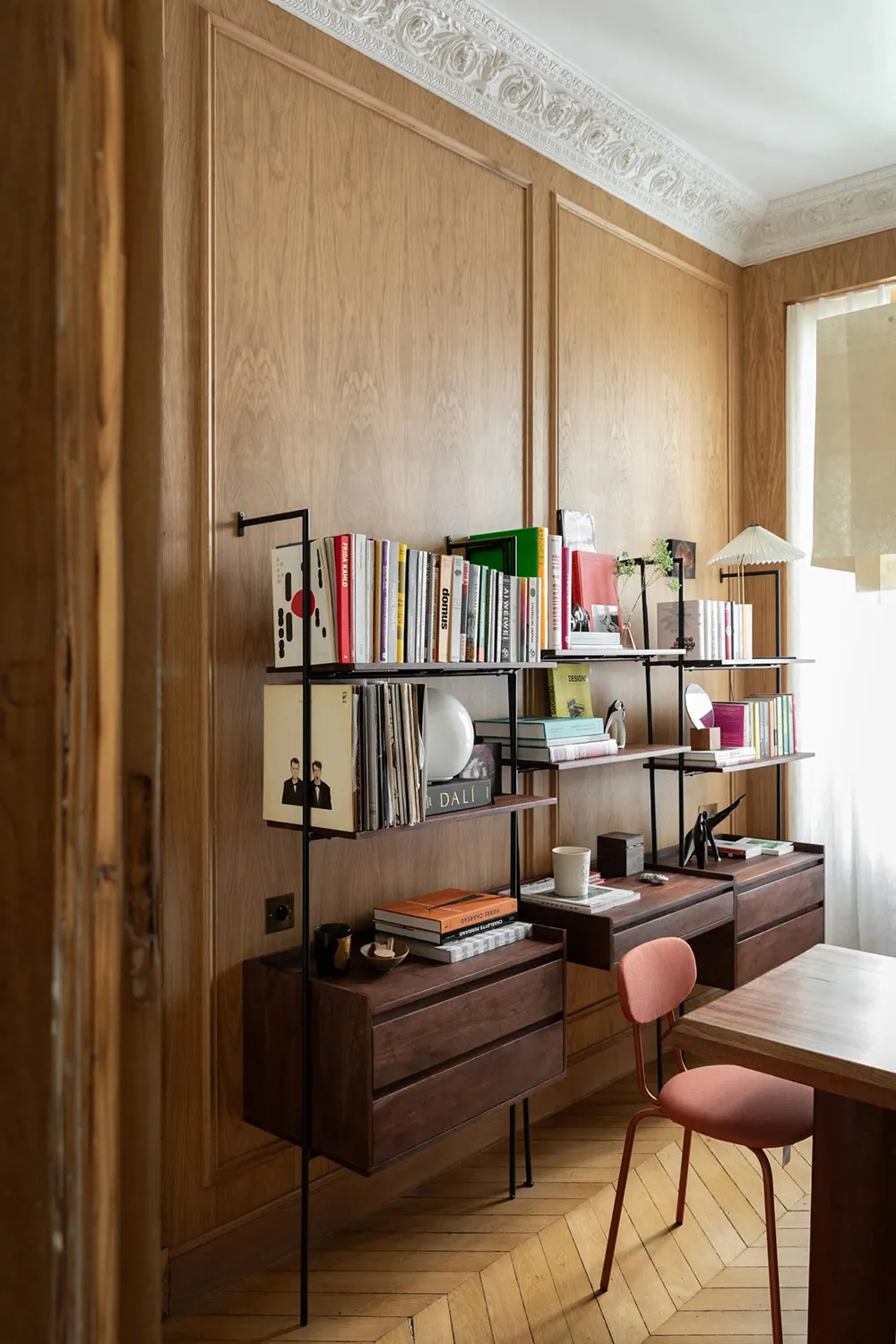 Art, Classic and Modern Design: A Splendid Apartment in Paris - Gallery image 16