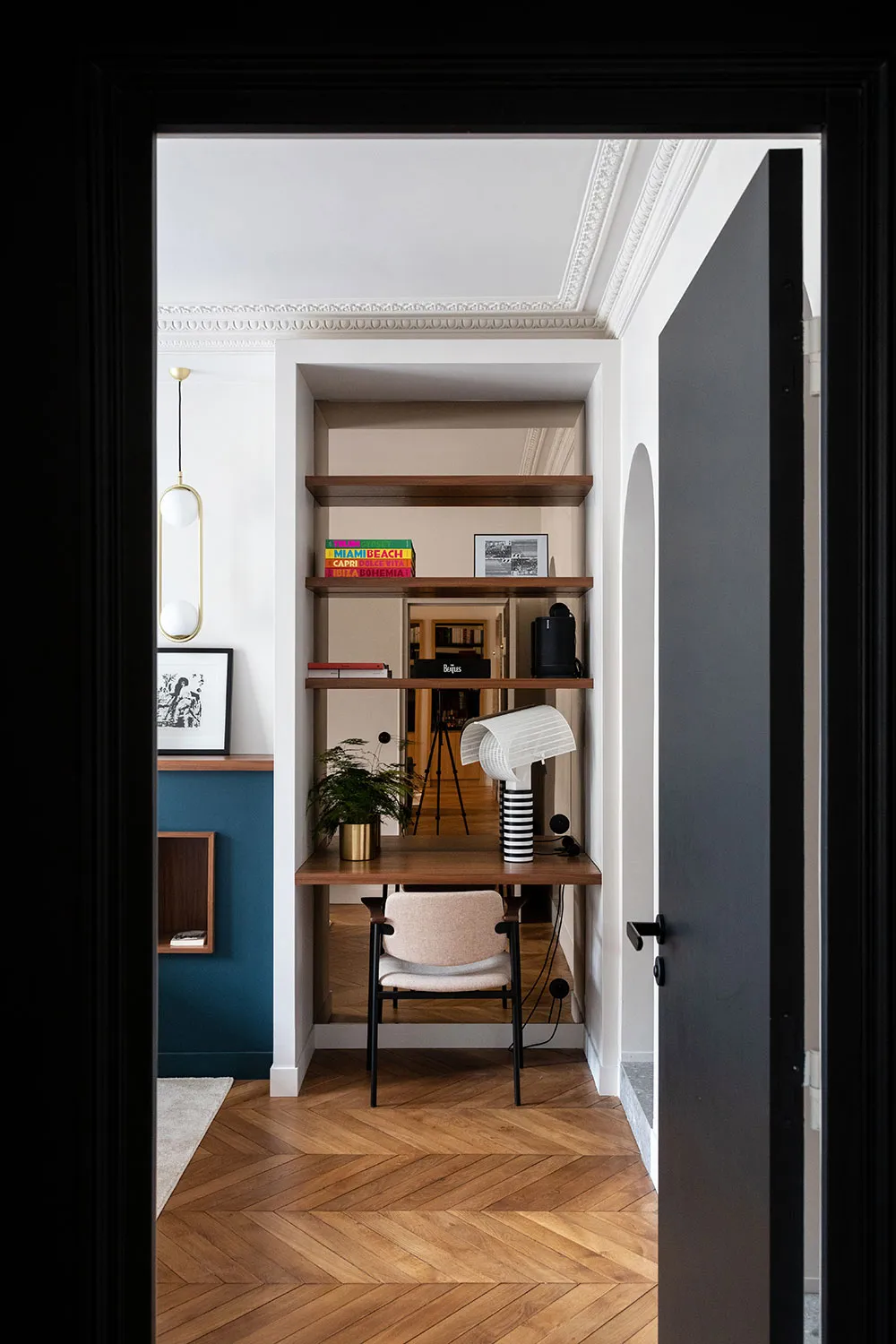Charmante appartement parisien avec un décor moderne élégant - Gallery image 20