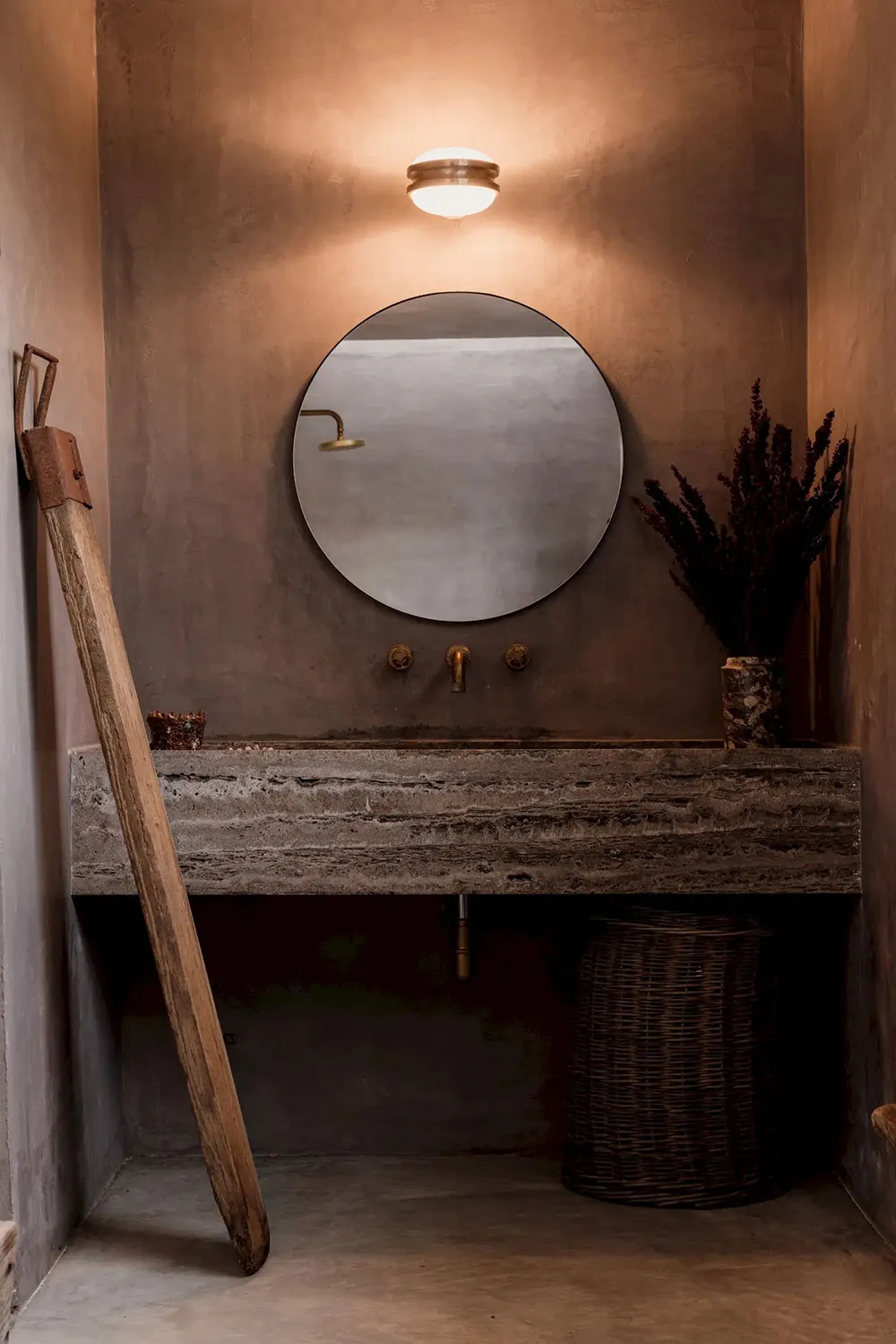 Summer Villa of a Collector in Italy - Gallery image 10