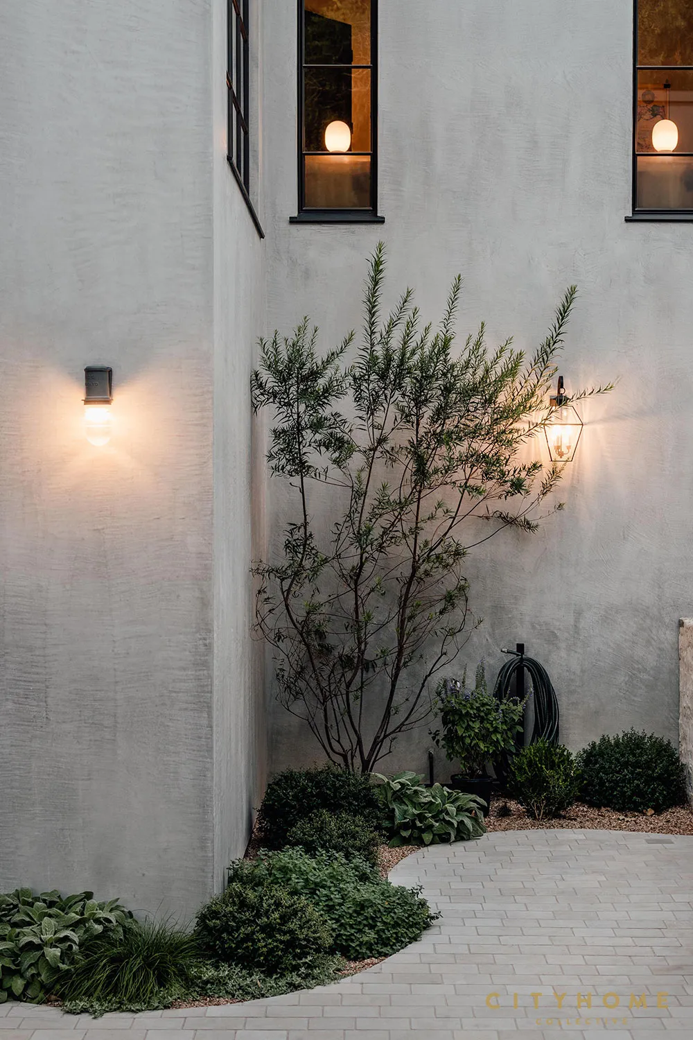 Elegancia ligera californiana en el diseño de casa en Texas - Gallery image 28